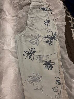 Floral Print Straight-Leg Pants in Light Green